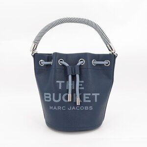 Marc Jacobs Women's The Bucket Leather Bucket Crossbody Bag Blue Sea OS